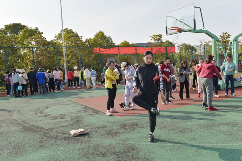 风险人妻丰满熟妇av无码区乱