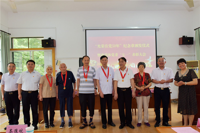 风险人妻丰满熟妇av无码区乱