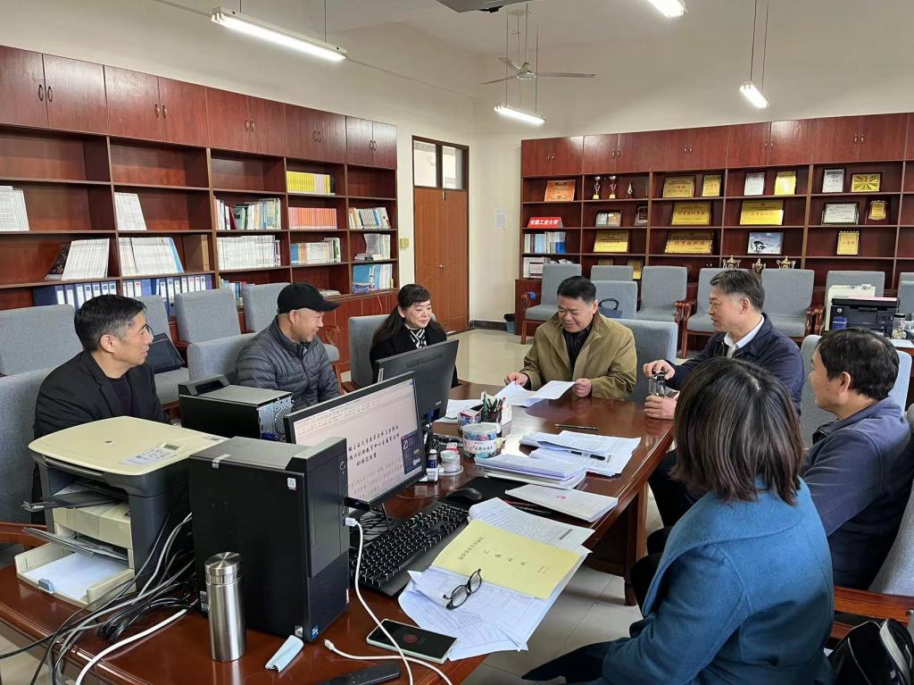 风险人妻丰满熟妇av无码区乱