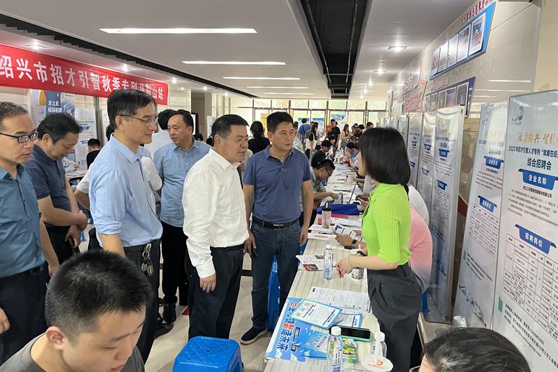 风险人妻丰满熟妇av无码区乱