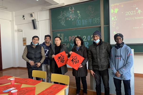 风险人妻丰满熟妇av无码区乱